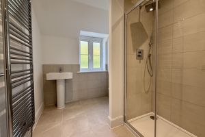 Photo 16- click for photo gallery